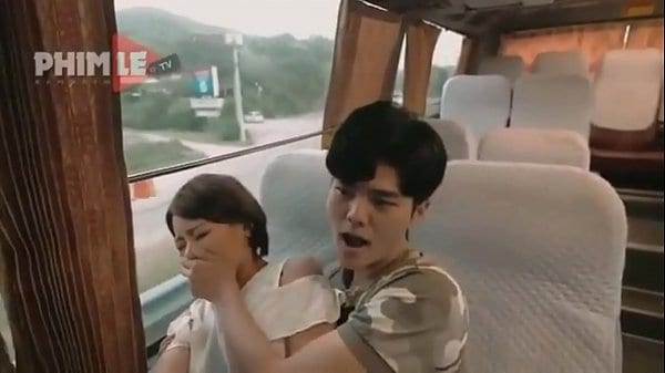 หนังโป๊เกาหลี คู่รักเกิดเงี่ยนเลยจัดกันในรถบัสสุดมันส์
